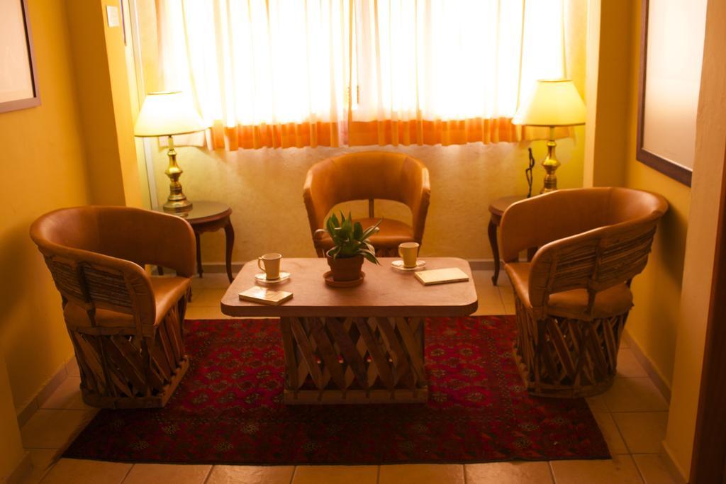 Bed and Breakfast Residencia Los Angeles Guadalajara Exterior foto